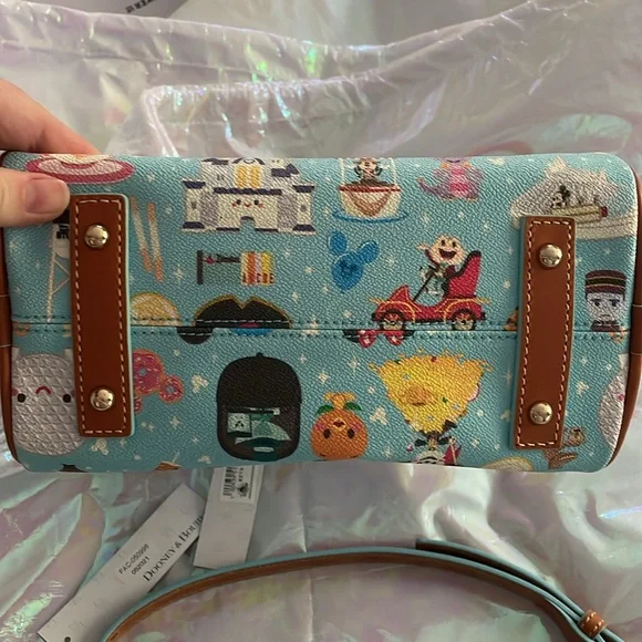 Dooney&Bourke Disney satchel - Picture 3 of 11